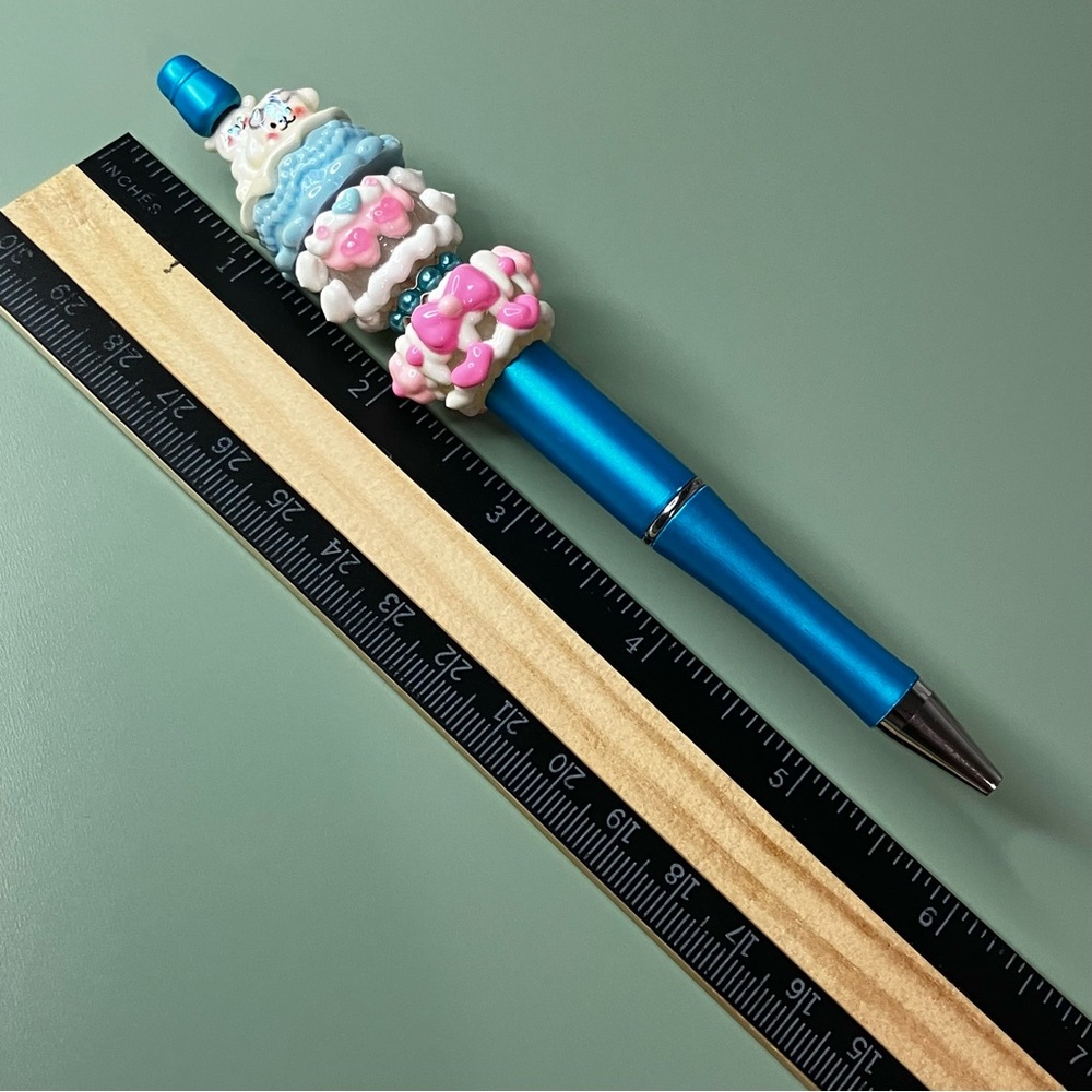 Kawaii Puppy Bear Cake with Pink & White Handpainted Beads Handmade Beaded Pen - Picture 8 of 8